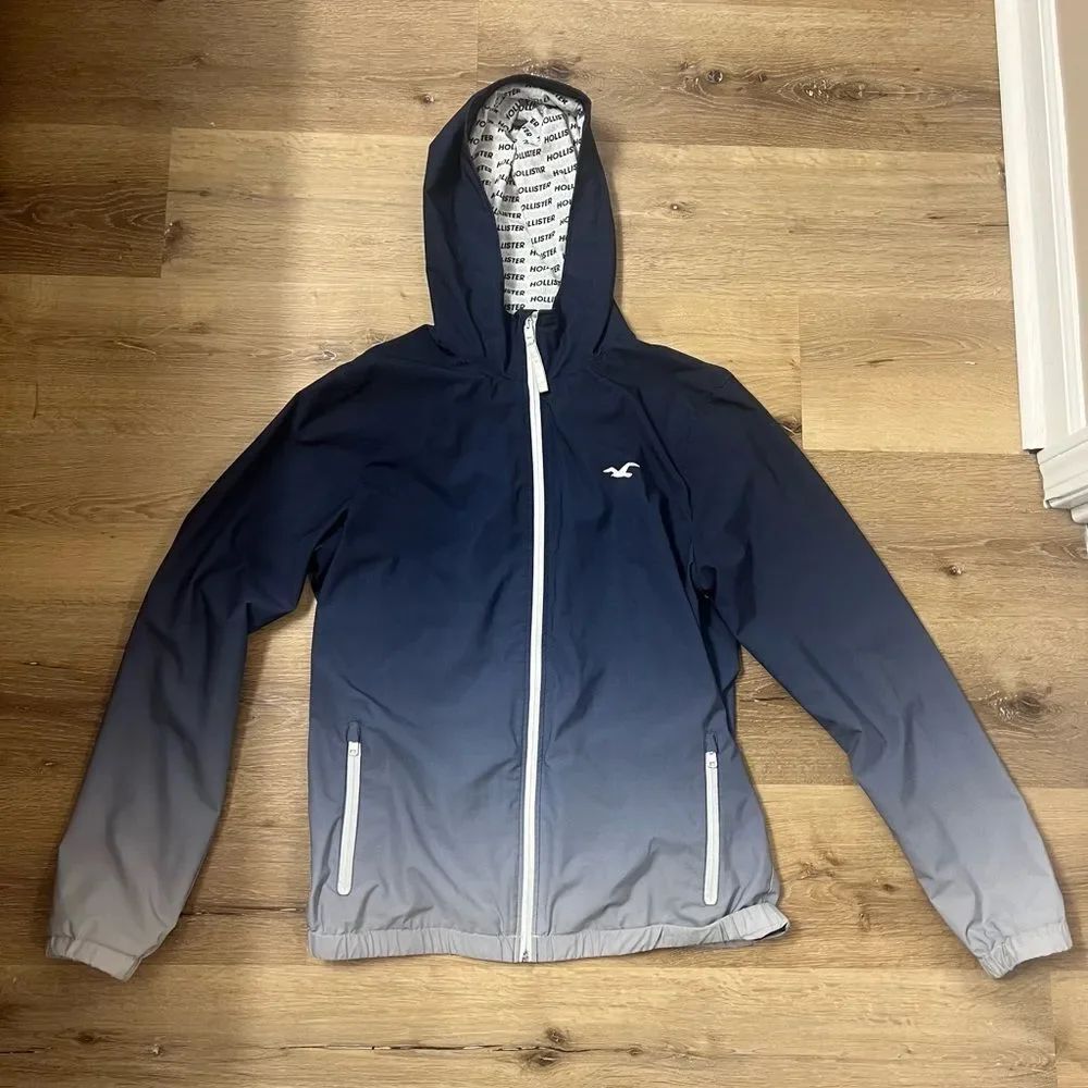 5 Hollister Top Bundle - Picture 4 of 11